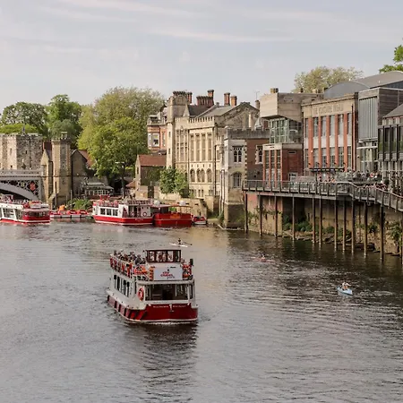 6 Granary Court 아파트 *