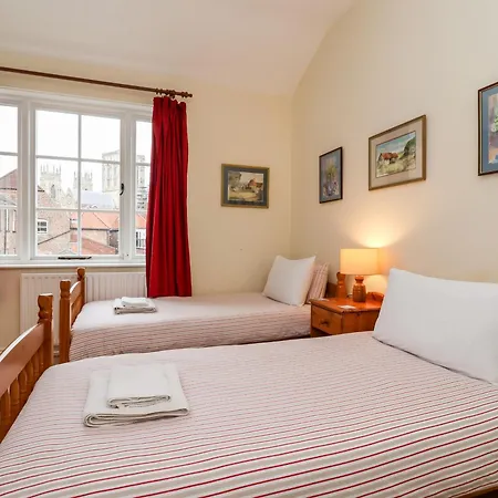 6 Granary Court *