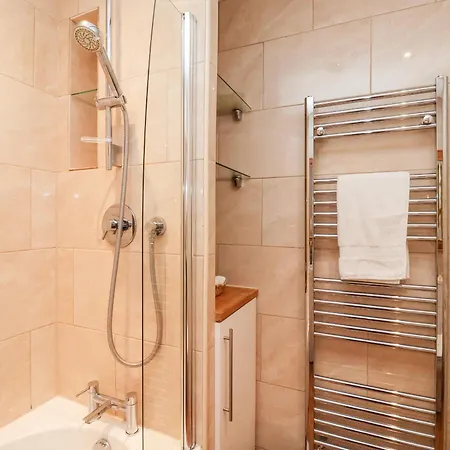 Lejlighed 6 Granary Court