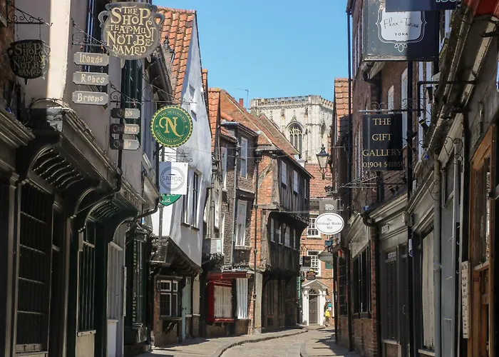 6 Granary Court 约克